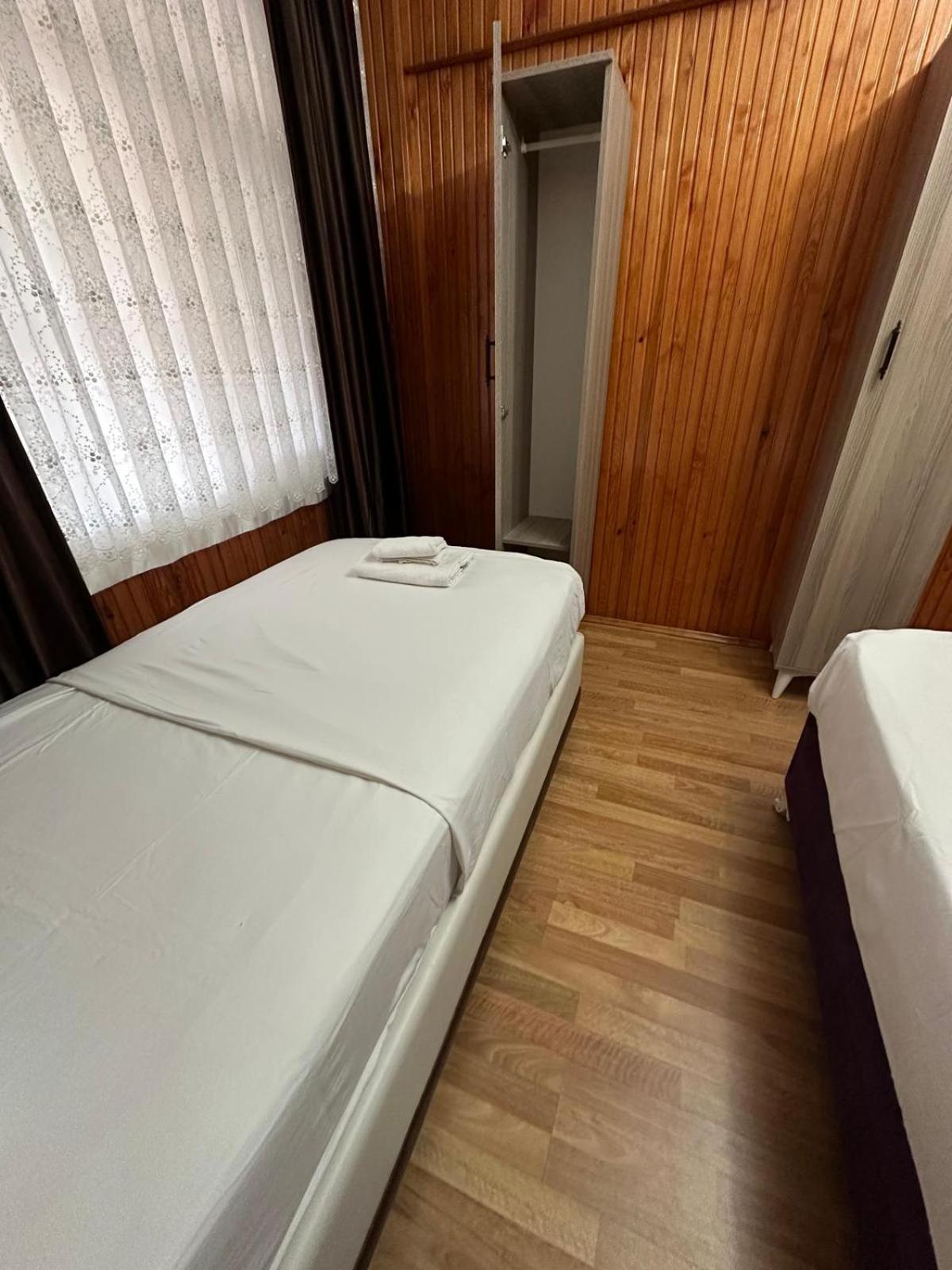 Pilot Hotel 2 Tayakadin Esterno foto
